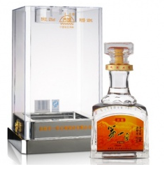 46&deg;新疆第一窖古城王窖銀典500ml