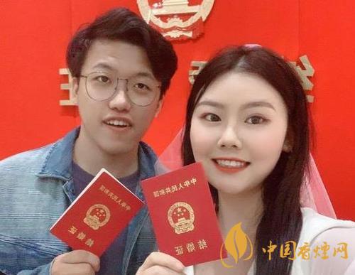 90后同名同姓情侶領(lǐng)證結(jié)婚 太有夫妻緣了!