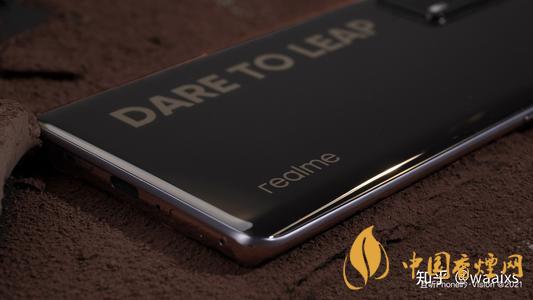 真我x7pro至尊版和紅米k40哪個好-區別對比