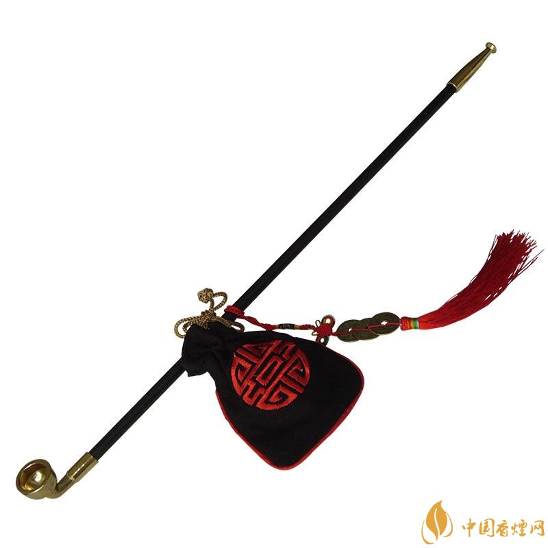 旱煙和煙卷哪個危害大,旱煙袋很有講究