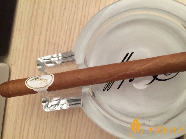 大衛杜夫雪茄(大衛杜夫3號)怎么樣 大衛杜夫3號雪茄好抽嗎