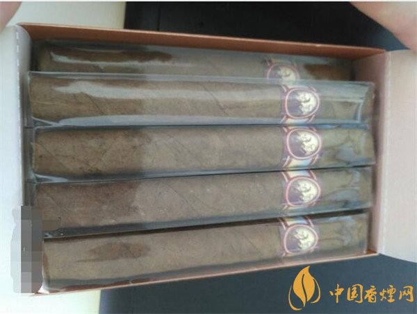 國產雪茄煙黃鶴樓1916俱樂部1號好抽嗎 品味1916俱樂部雅香蜜餞味